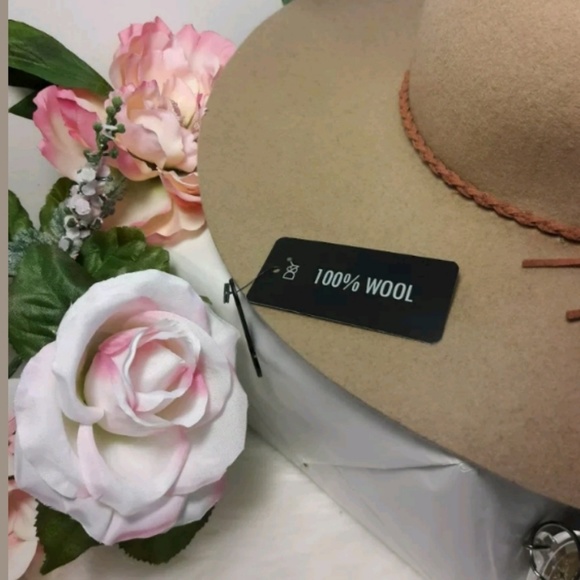 *FINAL PRICE* D&Y Floppy Wide Brim Hat 100% Wool - Picture 5 of 7